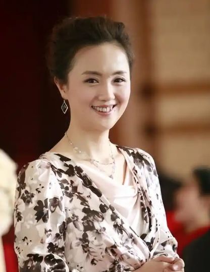 两人竟然是夫妻这3对冷门夫妻真少见不朽情缘电子游戏“八竿子打不着”的(图2)